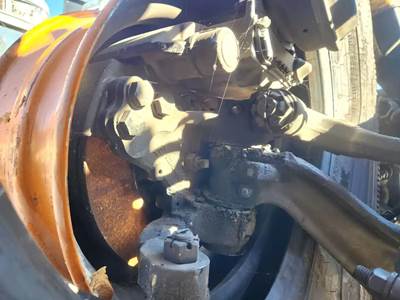 Peterbilt 579 Left Spindle