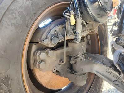 Peterbilt 579 Right Spindle