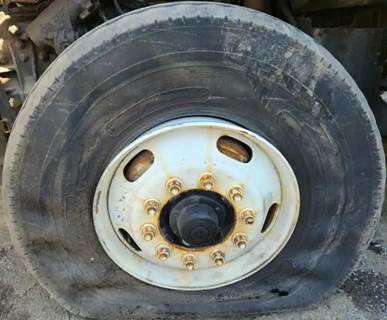 Sterling L7500 Left Spindle