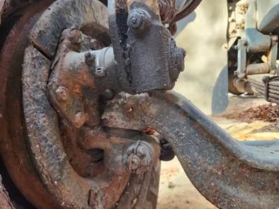 Sterling LT8500 Right Spindle