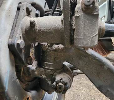 Sterling SC8000 Right Spindle for a 2007 Sterling SC8000 Cargo