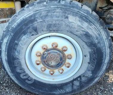 Volvo ACL AUTOCAR Right Spindle