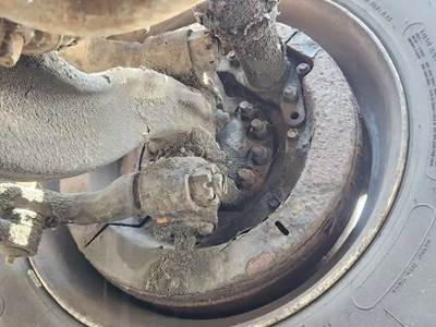 Volvo FE Left Spindle