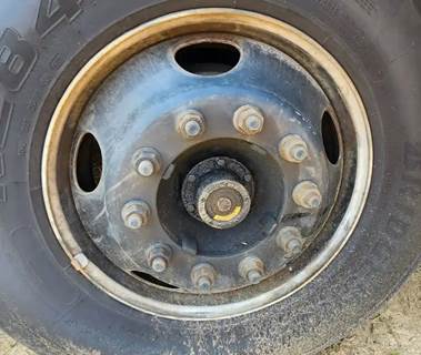 Volvo VNL Right Spindle