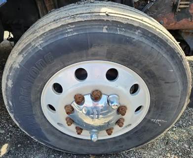 Volvo VNL Right Spindle