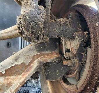 Volvo VNL Left Spindle