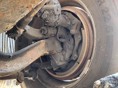 Volvo VNL Left Spindle