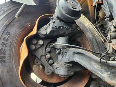 Volvo VNR64T Right Spindle