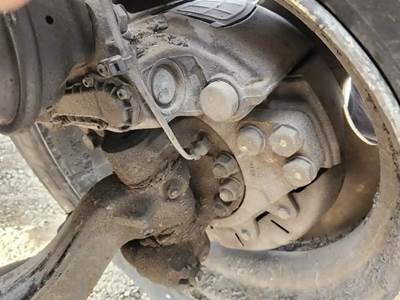 Western Star 47X Left Spindle