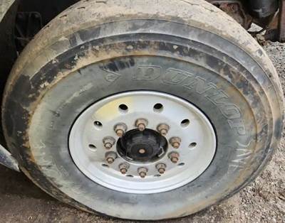 Western Star 4900SA Right Spindle for a 2007 Western Star 4900 SA