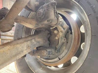 Western Star 49X Left Spindle