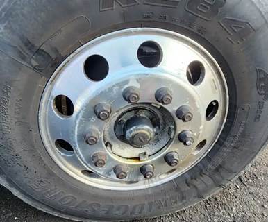 Western Star 5700 Right Spindle