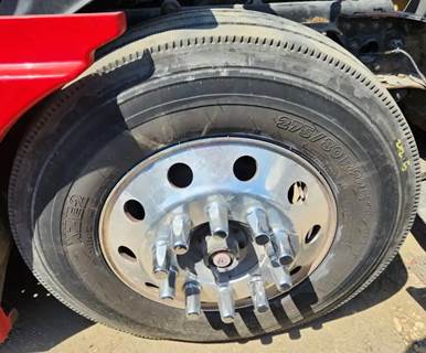 Western Star 5700 Right Spindle