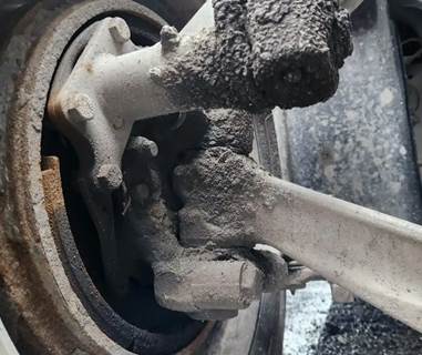 Western Star 5700 Right Spindle