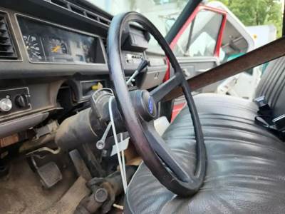 Ford F-600 Steering Column for a 1991 Ford F600