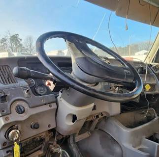 Ford LT9522 Louisville 122 Steering Column