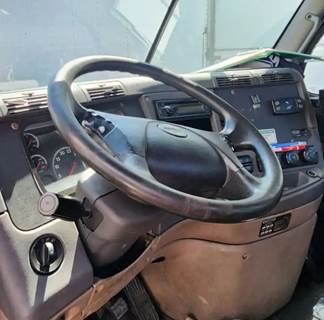Freightliner Cascadia 113 Steering Column