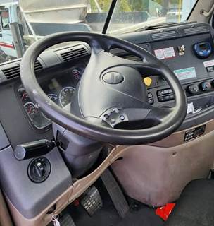 Freightliner Cascadia 113 Steering Column