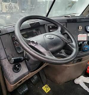 Freightliner Cascadia 113 Steering Column