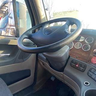 Freightliner Cascadia 125 Steering Column