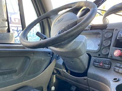 Freightliner Cascadia 125 Steering Column