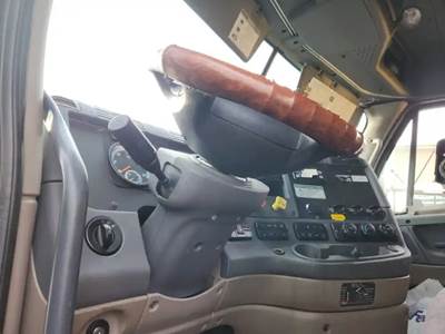 Freightliner Cascadia 125 Steering Column