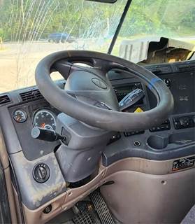 Freightliner Cascadia 125 Steering Column