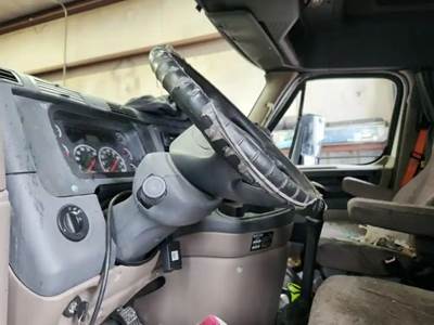 Freightliner Cascadia 125 Steering Column