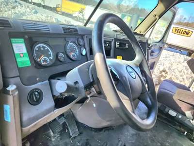 Freightliner Cascadia 125 Steering Column