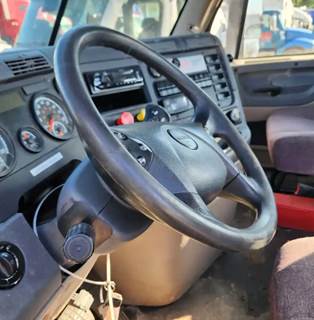 Freightliner Cascadia 125 Steering Column