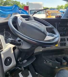 Freightliner Cascadia 126 Steering Column
