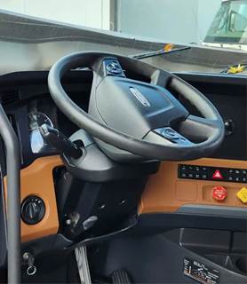 Freightliner Cascadia 126 Steering Column