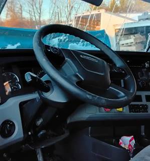 Freightliner Cascadia 126 Steering Column
