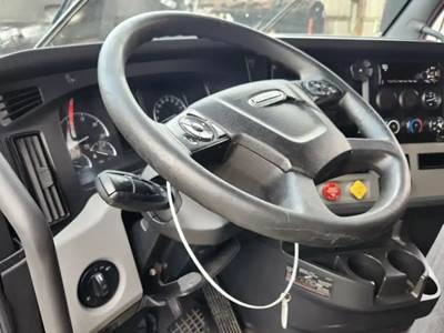 Freightliner Cascadia 126 Steering Column