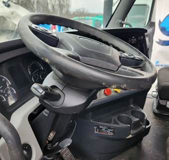 Freightliner Cascadia 126 Steering Column