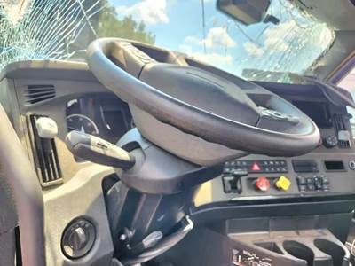 Freightliner Cascadia 126 Steering Column
