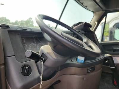 Freightliner Cascadia 132 Steering Column