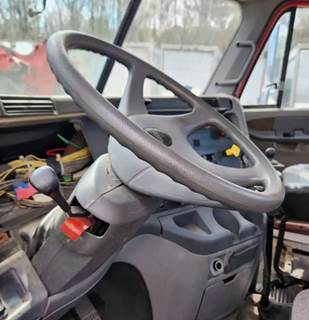 Freightliner Columbia 112 Steering Column