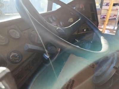 Freightliner FLD120SD Steering Column