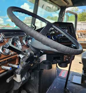 Freightliner FLD120SD Steering Column for a 2008 Freightliner FLD120SD Glider