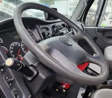 Freightliner M2 106 Steering Column