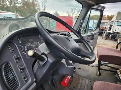 Freightliner M2 106 Steering Column