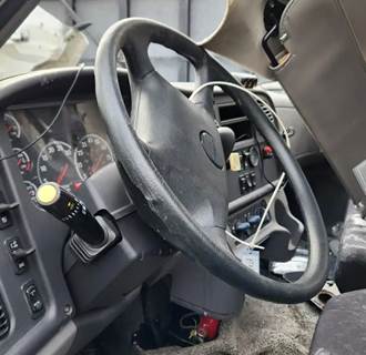 Freightliner M2 106 Steering Column