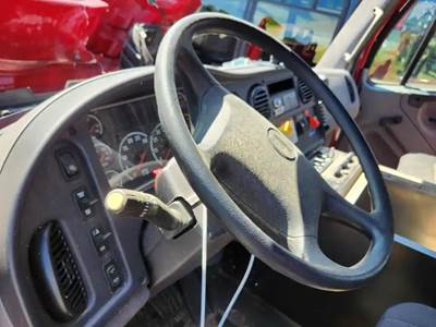 Freightliner M2 106 Steering Column
