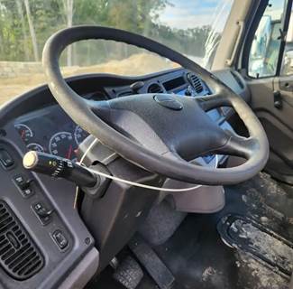 Freightliner M2 106 Steering Column