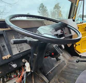 International 2554 Steering Column