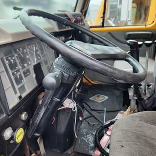 International 2574 Steering Column