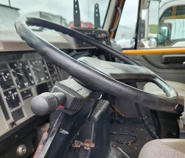 International 2574 Steering Column