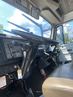 International 4700 Steering Column