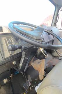 International 4700 LP Steering Column for a 2000 International 4700 LOW PROFILE